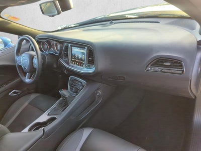 2021 Dodge Challenger SXT RWD