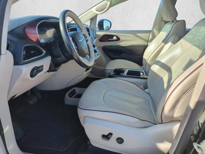 2020 Chrysler Pacifica Limited FWD