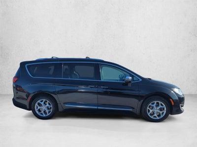 2020 Chrysler Pacifica Limited FWD