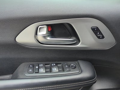 2019 Chrysler Pacifica Limited FWD