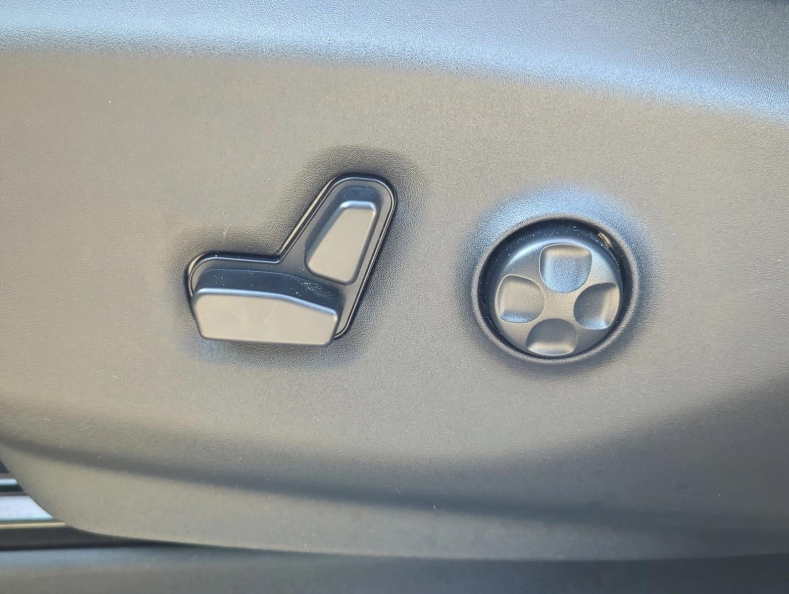 2022 Chrysler Pacifica Hybrid Limited FWD