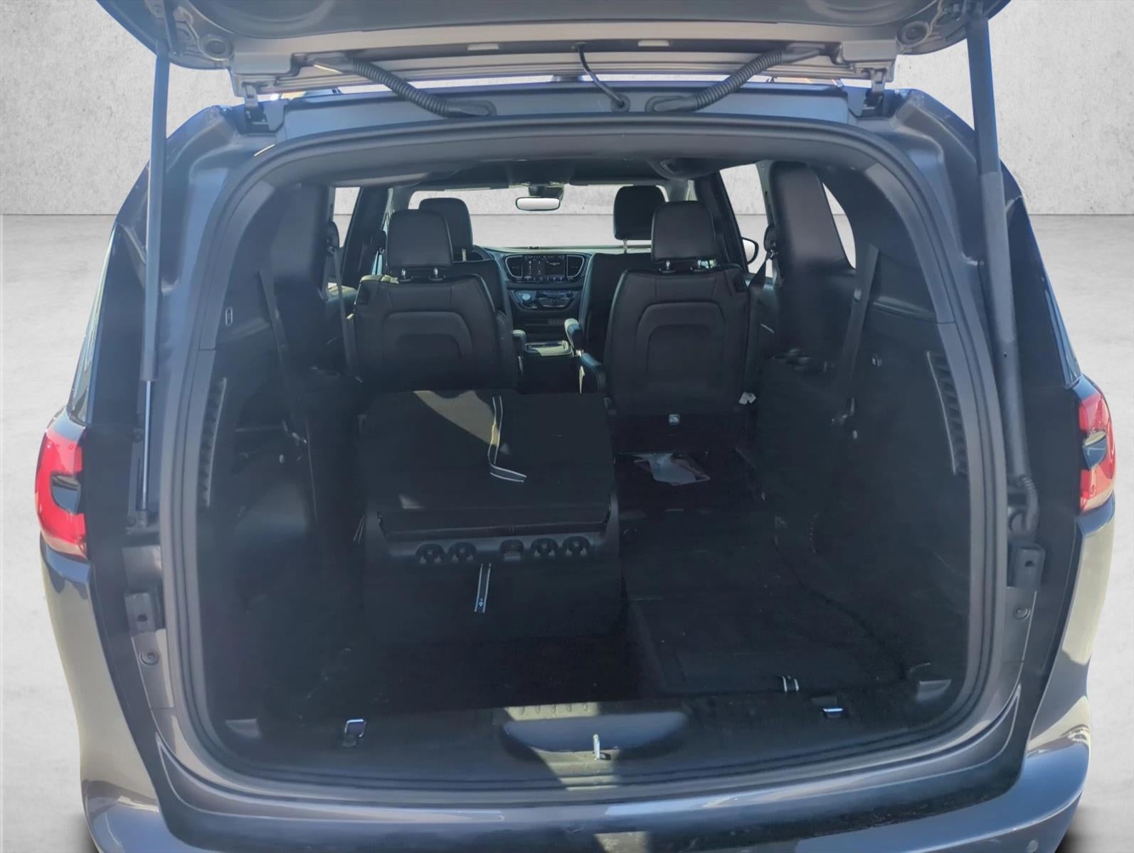 2023 Chrysler Pacifica Touring L AWD