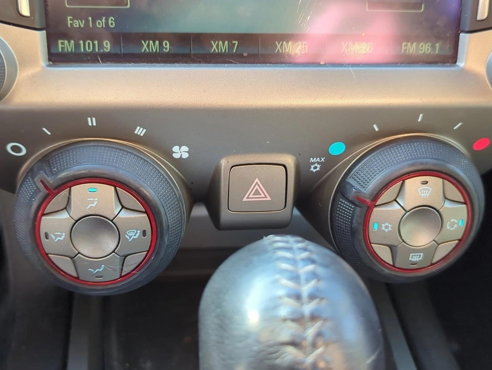 2015 Chevrolet Camaro 2dr Cpe LT w/1LT