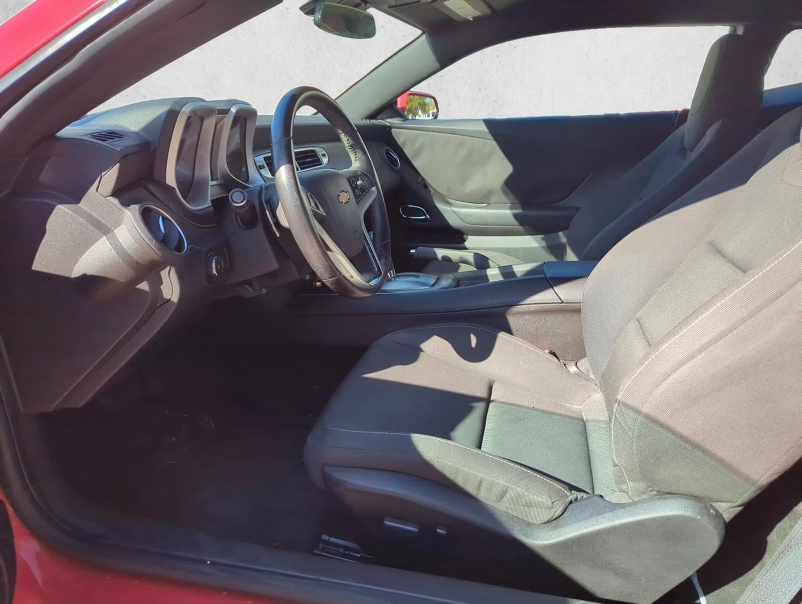 2015 Chevrolet Camaro 2dr Cpe LT w/1LT