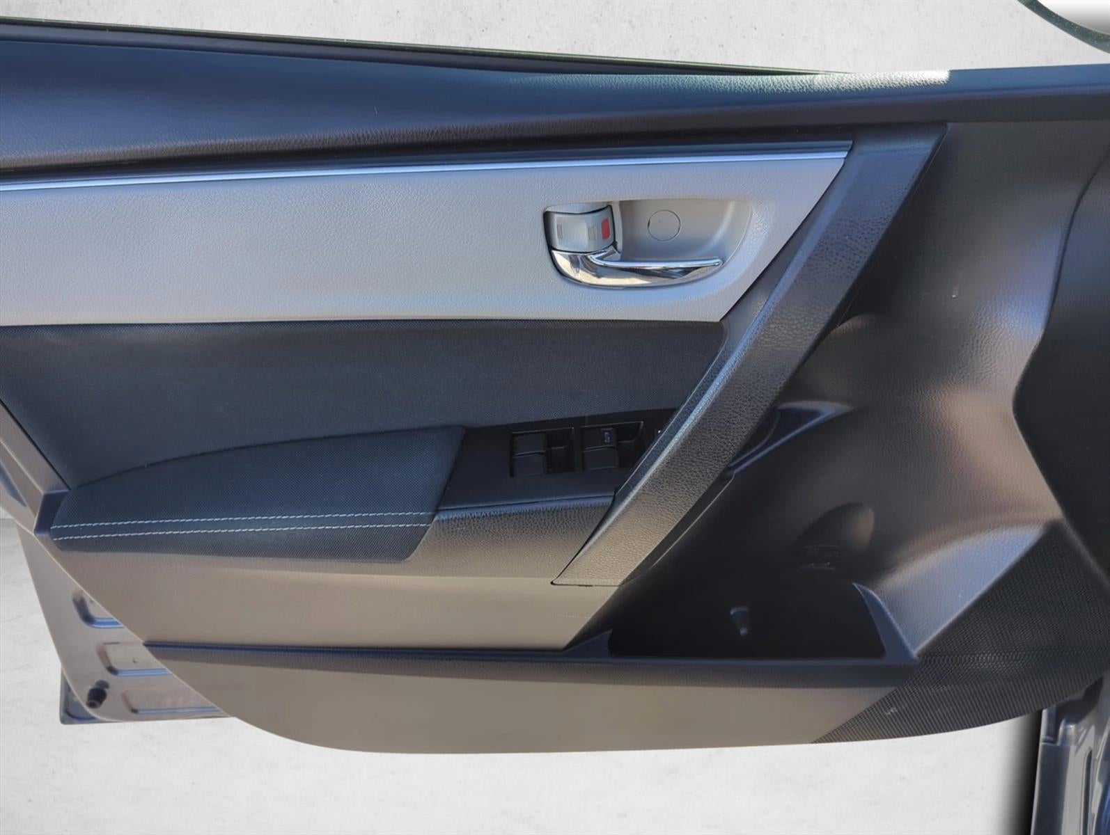 2017 Toyota Corolla L CVT (Natl)