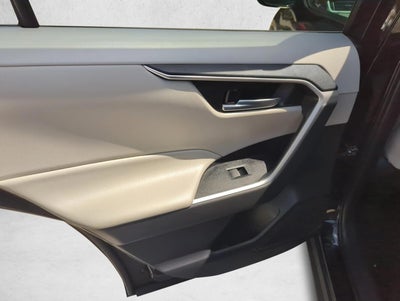 2020 Toyota RAV4 XLE Premium AWD (Natl)