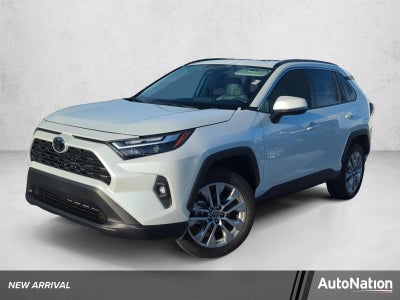 2025 Toyota RAV4 XLE Premium FWD (Natl)