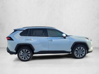 2025 Toyota RAV4 XLE Premium FWD (Natl)