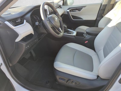 2025 Toyota RAV4 XLE Premium FWD (Natl)
