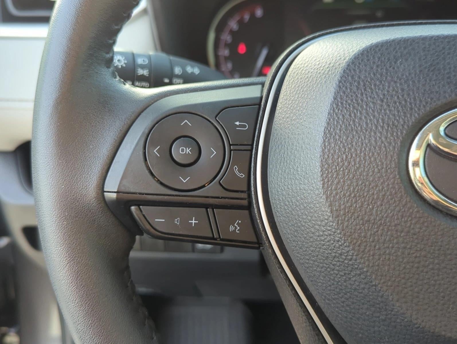 2024 Toyota RAV4 XLE Premium FWD (Natl)