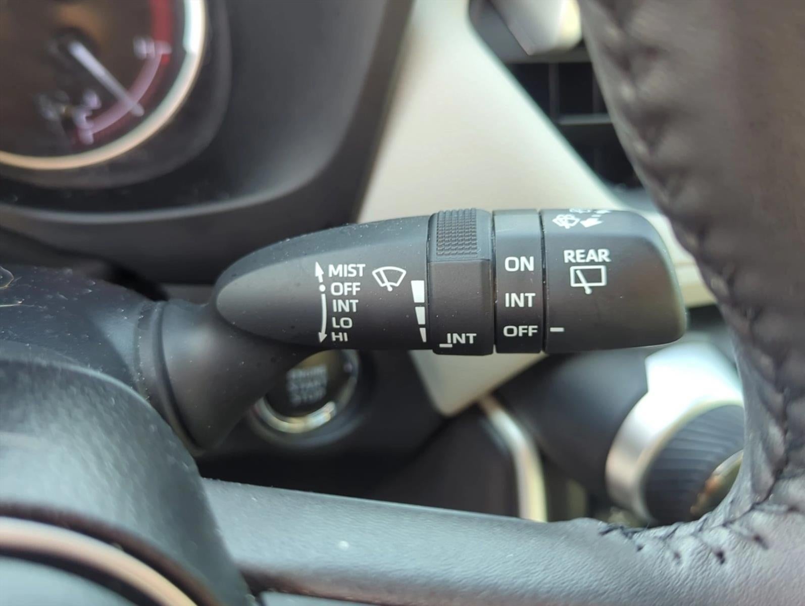 2024 Toyota RAV4 XLE Premium FWD (Natl)