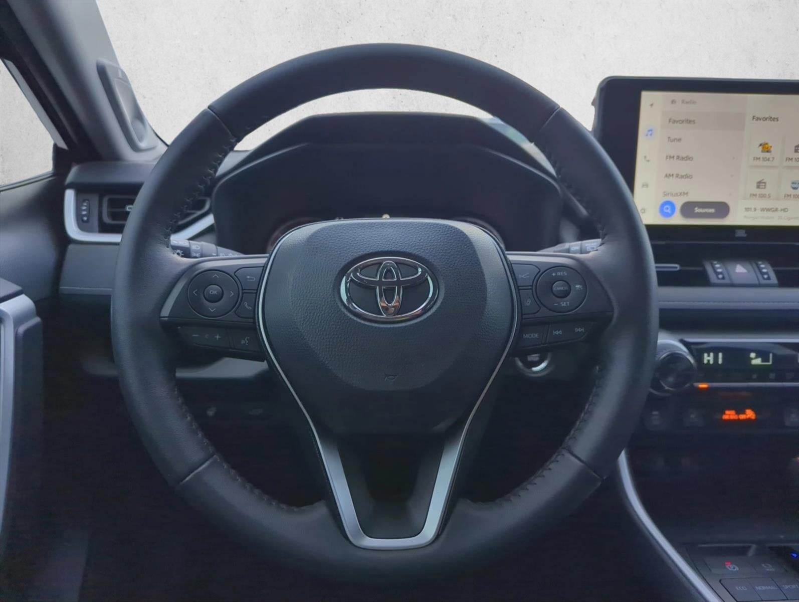 2025 Toyota RAV4 XLE Premium FWD (Natl)