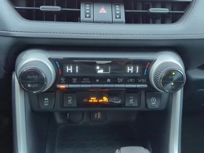 2025 Toyota RAV4 XLE Premium FWD (Natl)