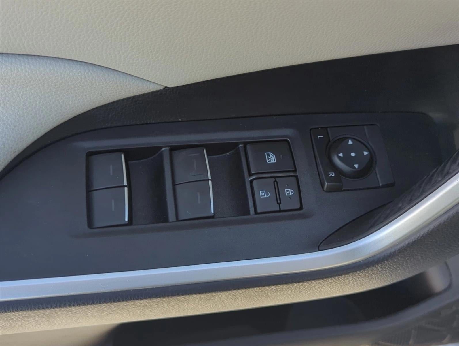 2023 Toyota RAV4 XLE Premium FWD (Natl)