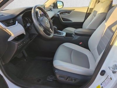 2024 Toyota RAV4 XLE Premium FWD (Natl)