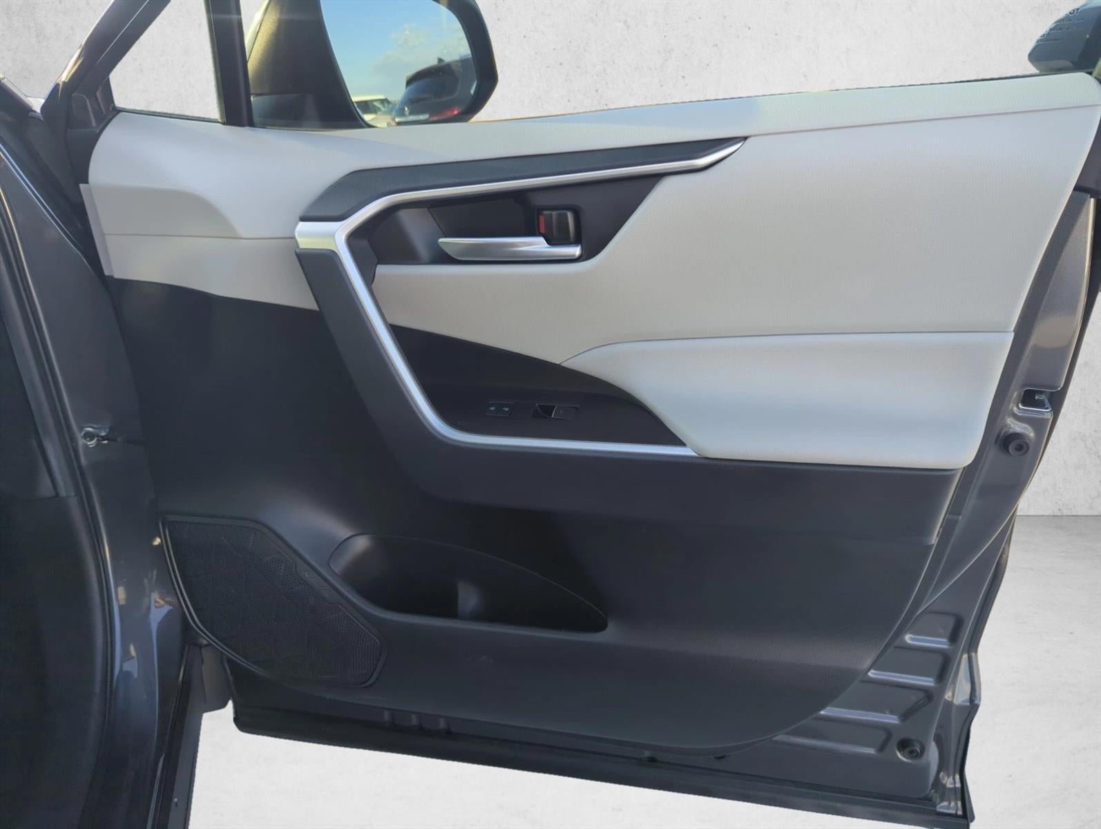 2023 Toyota RAV4 XLE Premium FWD (Natl)