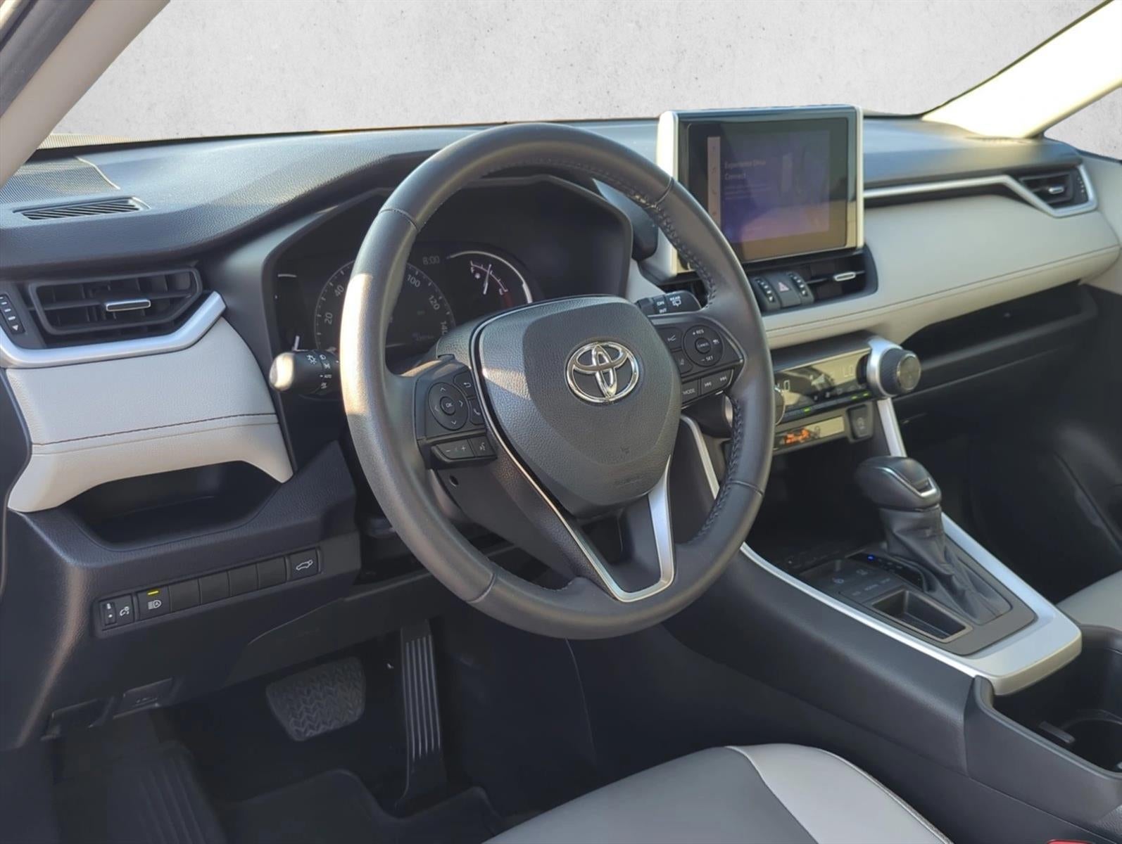 2023 Toyota RAV4 XLE Premium FWD (Natl)