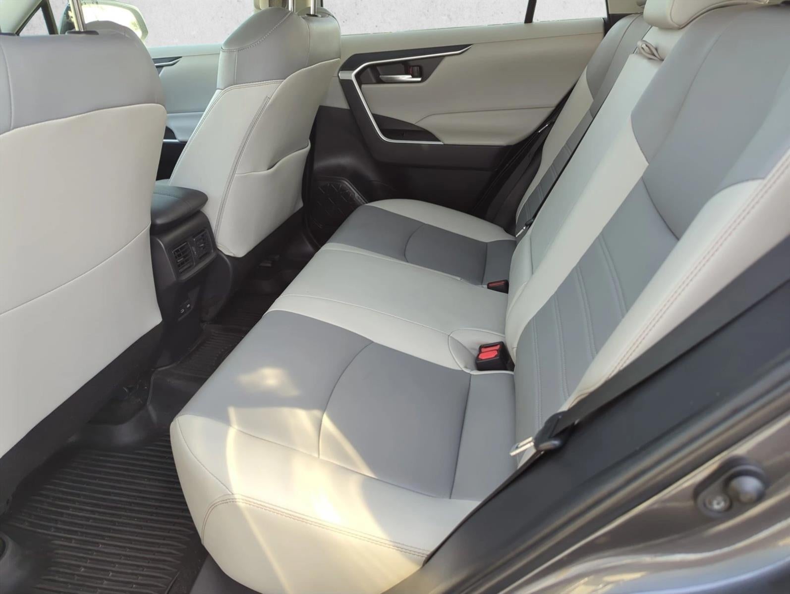 2023 Toyota RAV4 XLE Premium FWD (Natl)