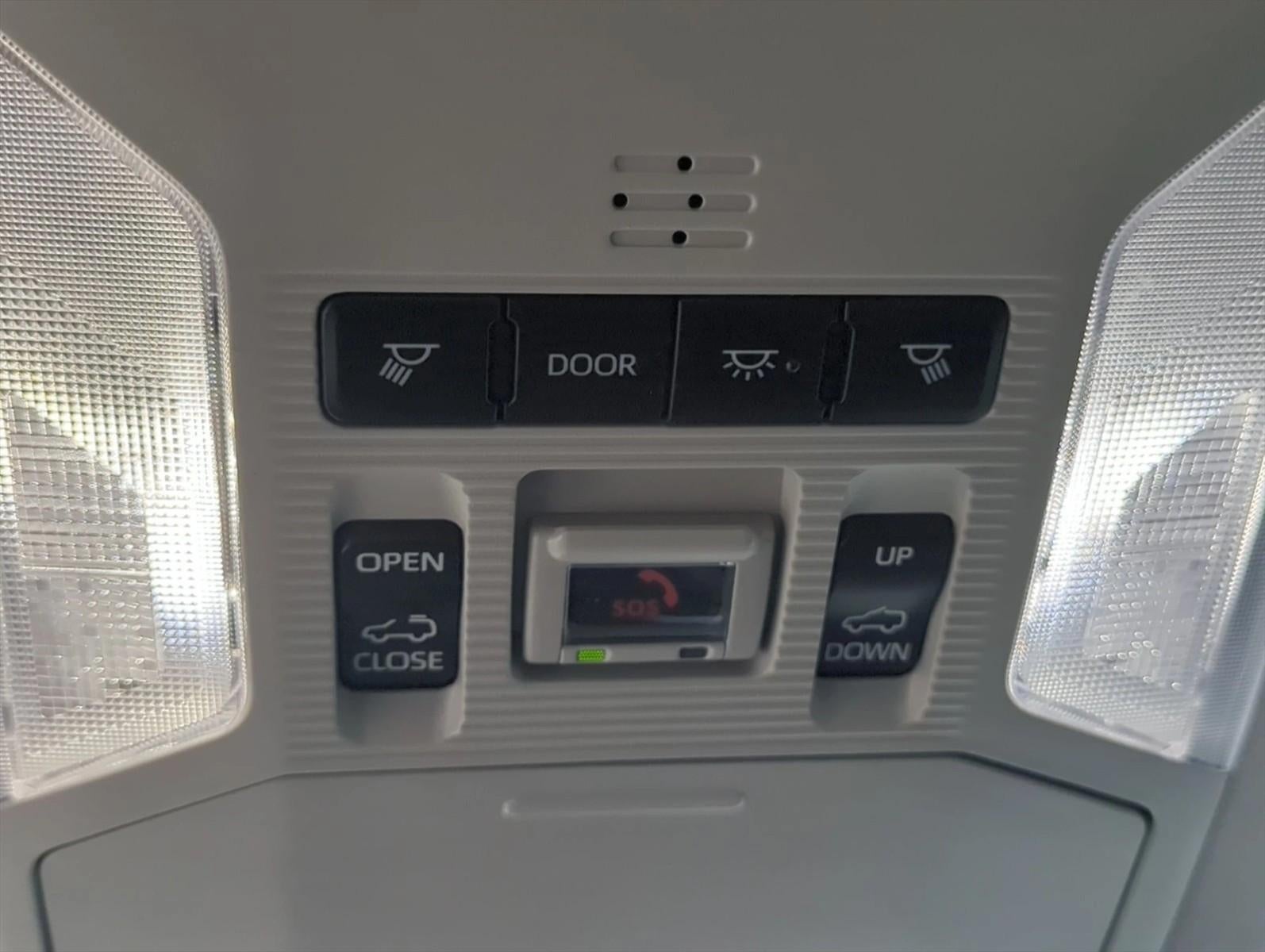 2023 Toyota RAV4 XLE Premium FWD (Natl)
