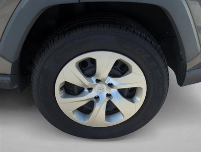 2021 Toyota RAV4 LE FWD (GS)
