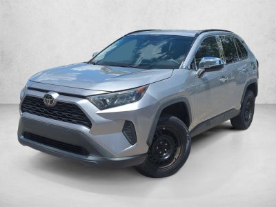 2020 Toyota RAV4 LE FWD (GS)