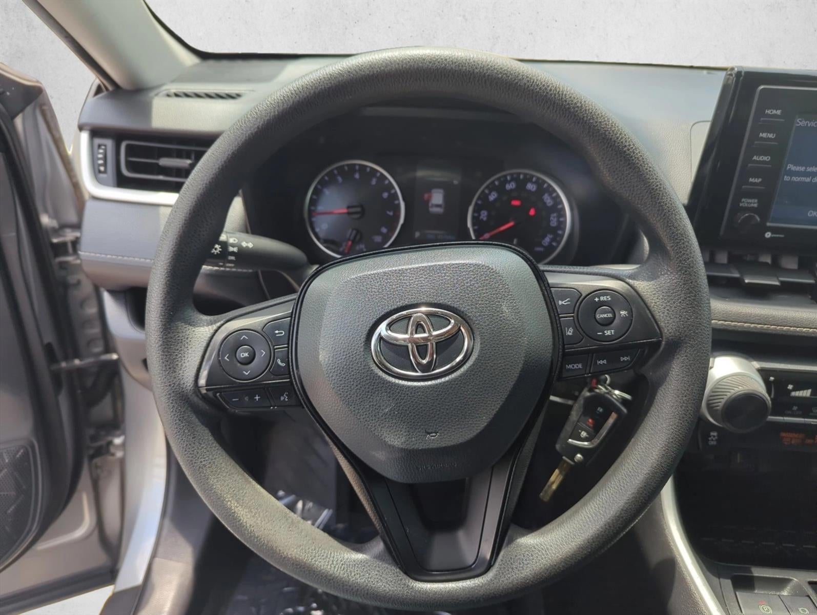 2020 Toyota RAV4 LE FWD (GS)