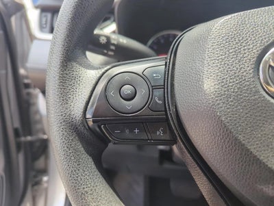 2020 Toyota RAV4 LE FWD (GS)