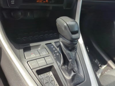 2020 Toyota RAV4 LE FWD (GS)