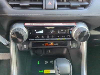 2025 Toyota RAV4 LE FWD (GS)