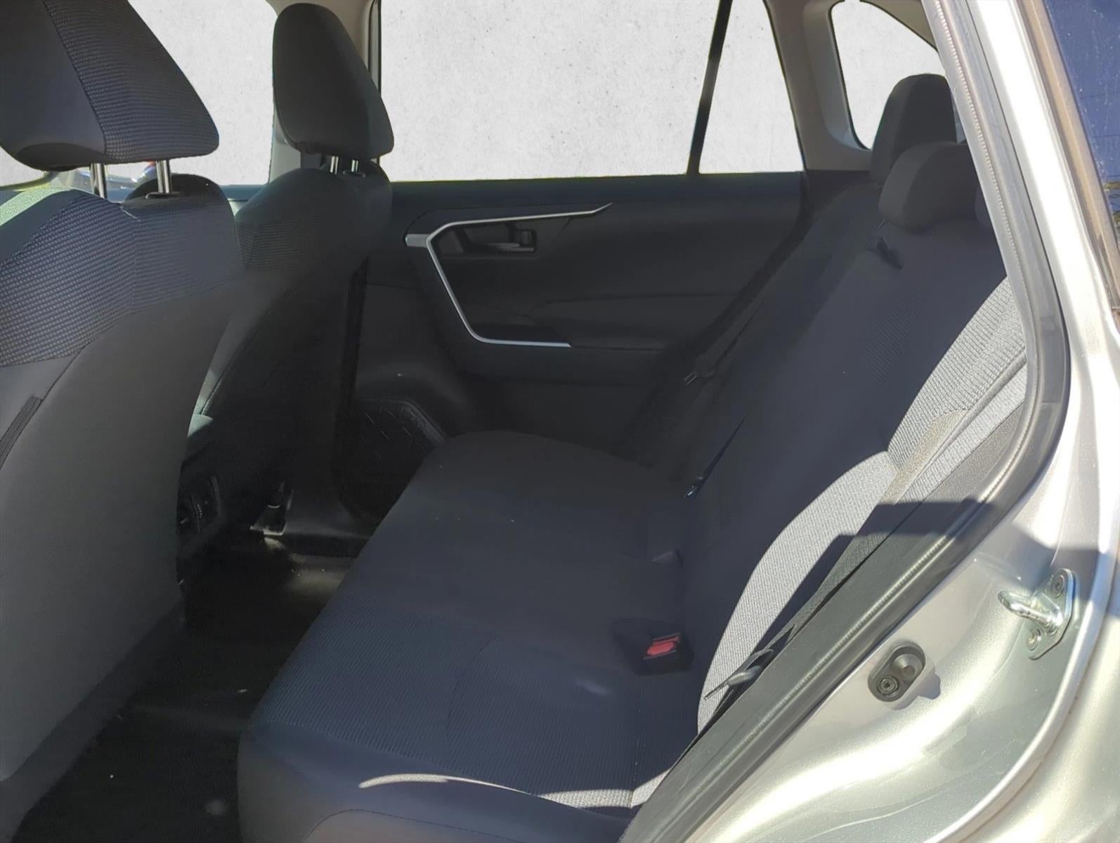 2023 Toyota RAV4 LE FWD (GS)