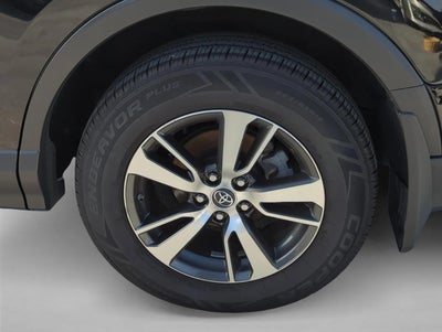 2017 Toyota RAV4 XLE AWD (Natl)