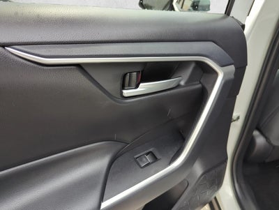 2025 Toyota RAV4 XLE FWD (GS)