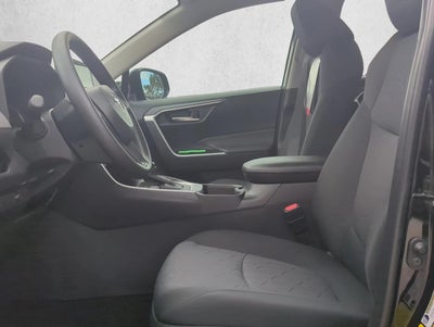 2025 Toyota RAV4 XLE FWD (GS)