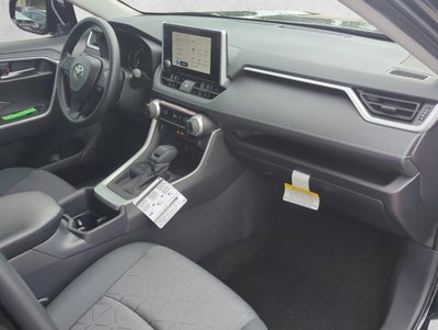 2025 Toyota RAV4 XLE FWD (GS)