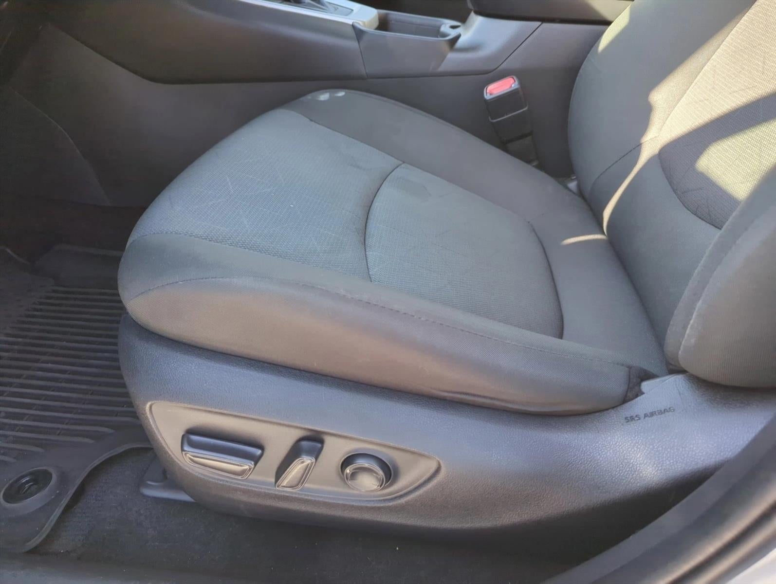 2024 Toyota RAV4 XLE FWD (Natl)