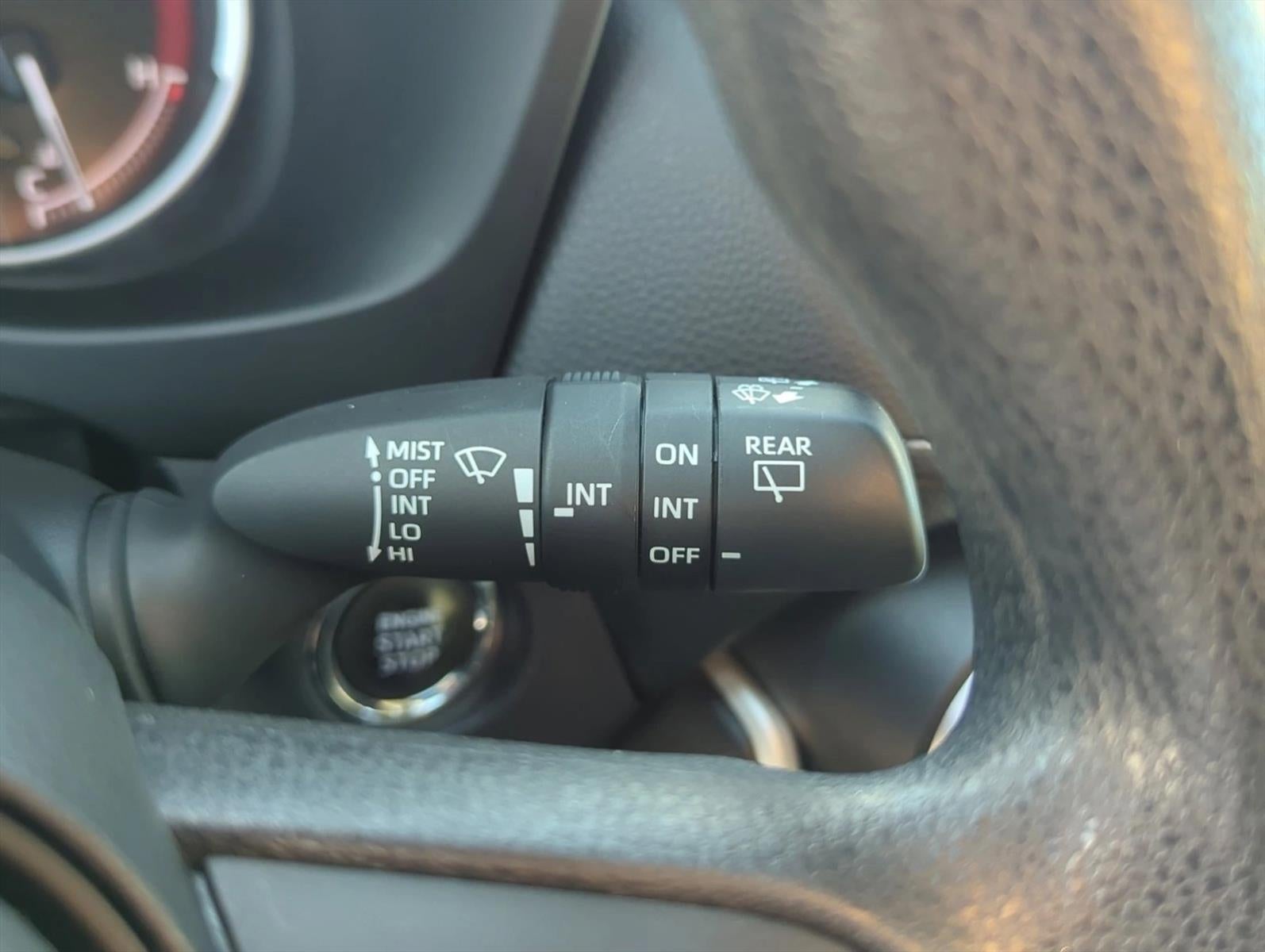 2024 Toyota RAV4 XLE FWD (Natl)