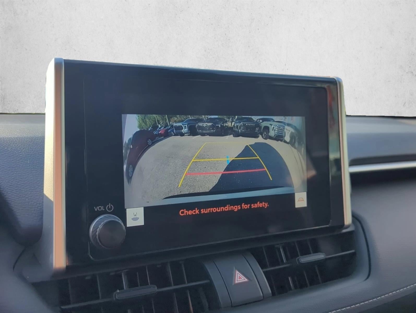 2024 Toyota RAV4 XLE FWD (Natl)