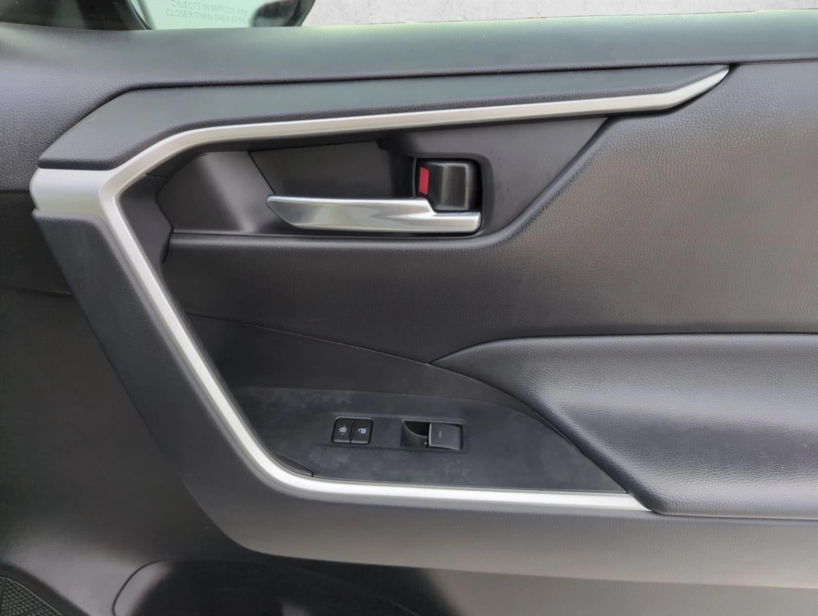 2024 Toyota RAV4 XLE FWD (Natl)