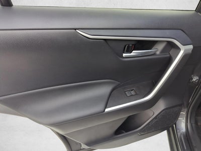 2025 Toyota RAV4 XLE FWD (GS)