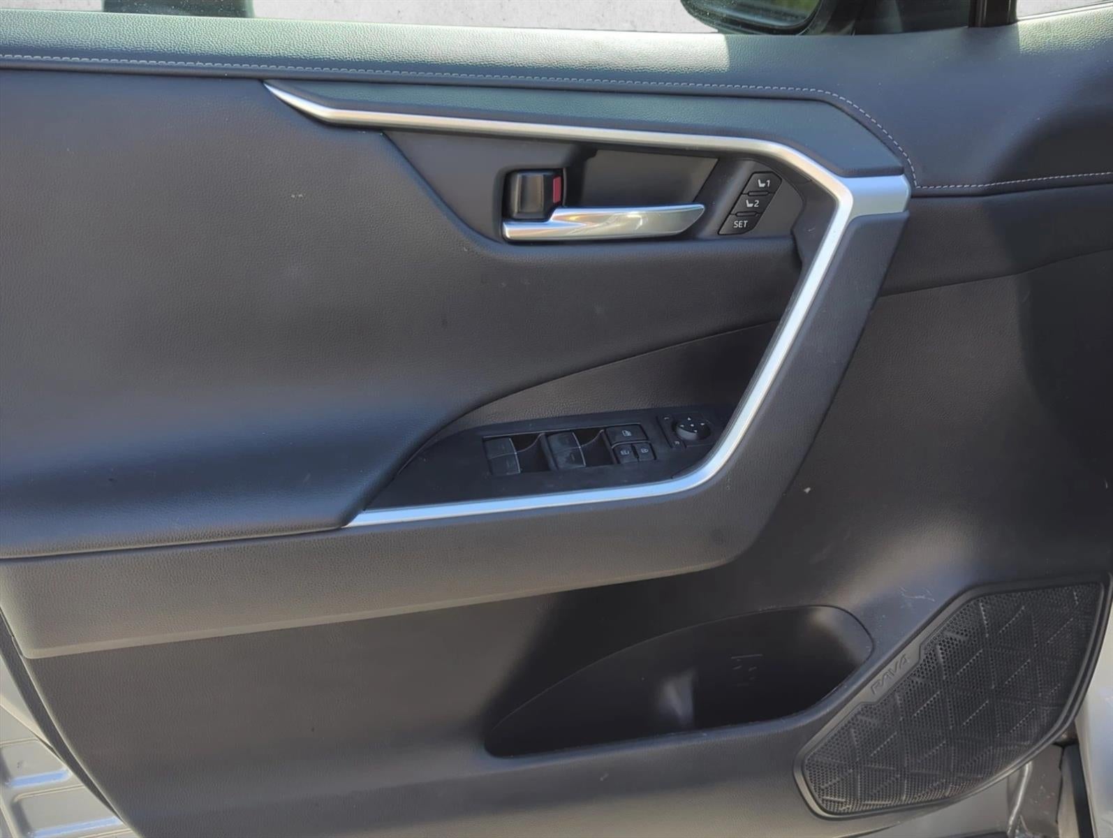 2023 Toyota RAV4 Limited FWD (Natl)