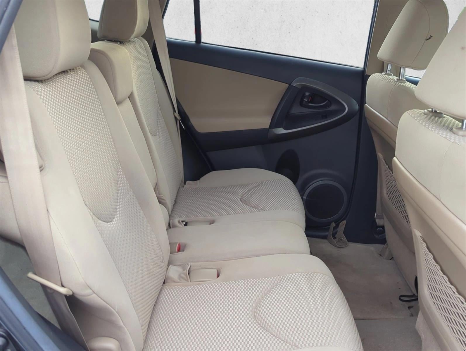 2012 Toyota RAV4 FWD 4dr I4 (Natl)