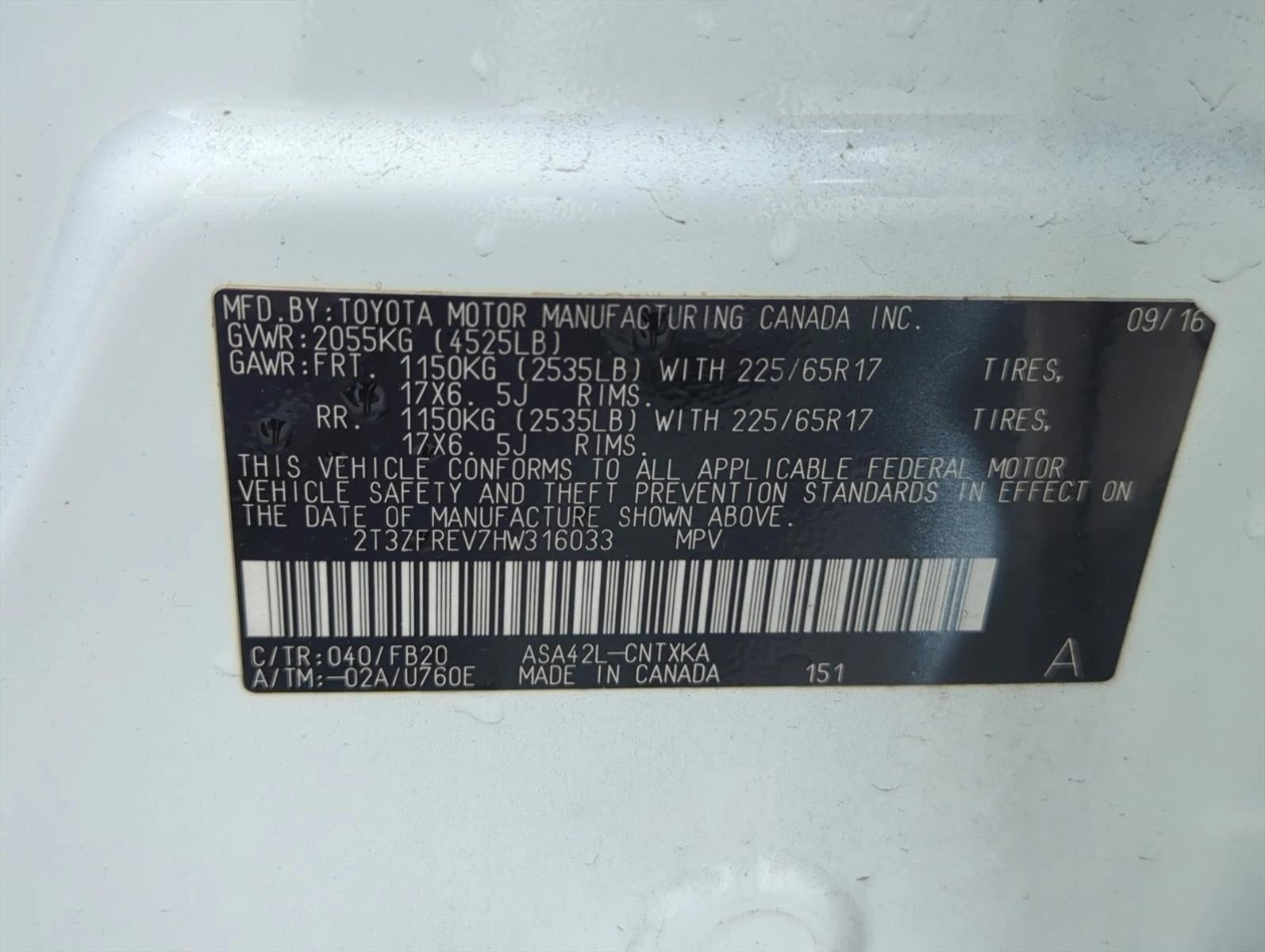 2017 Toyota RAV4 LE FWD (GS)