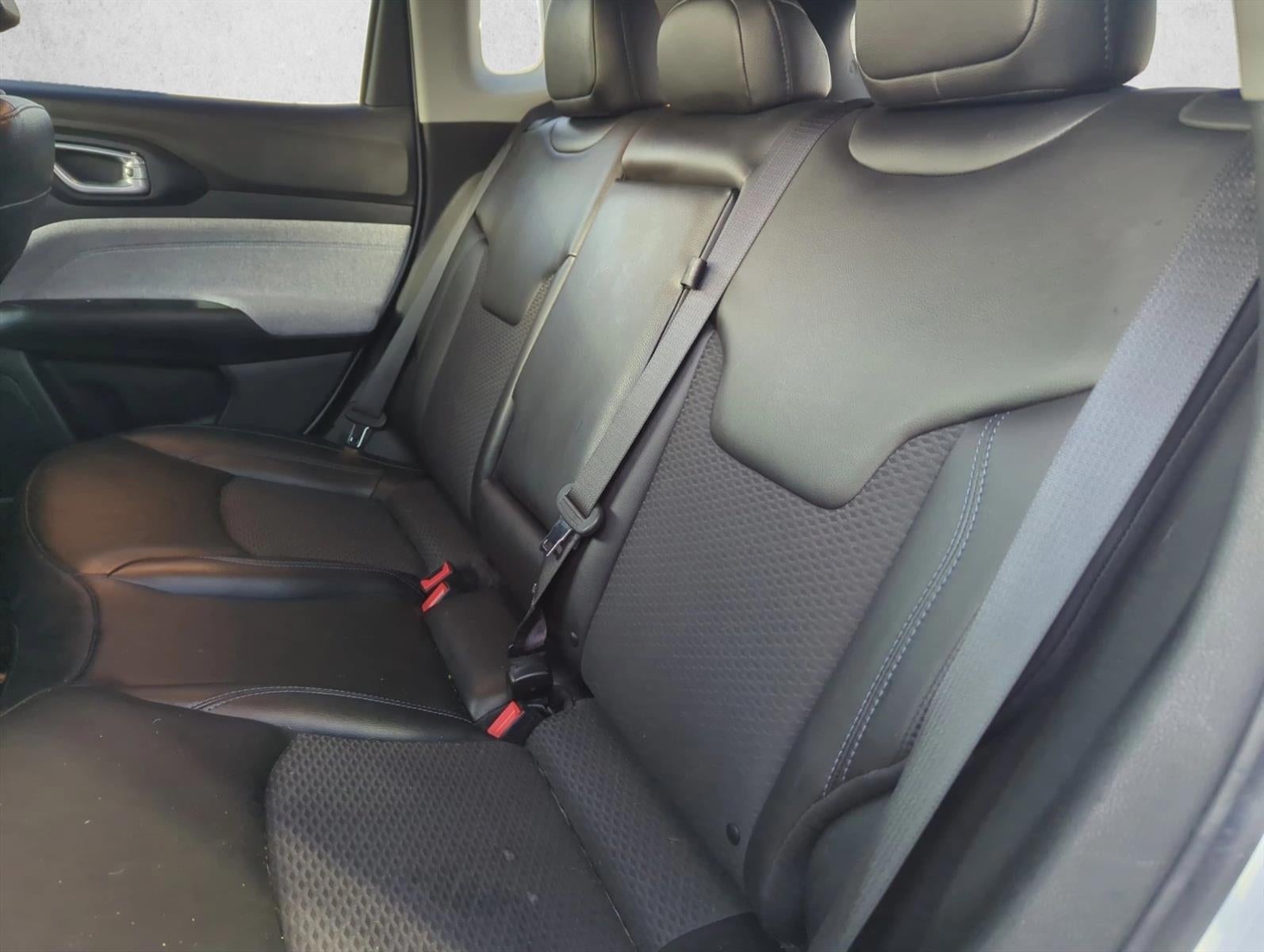 2022 Jeep Compass Latitude FWD