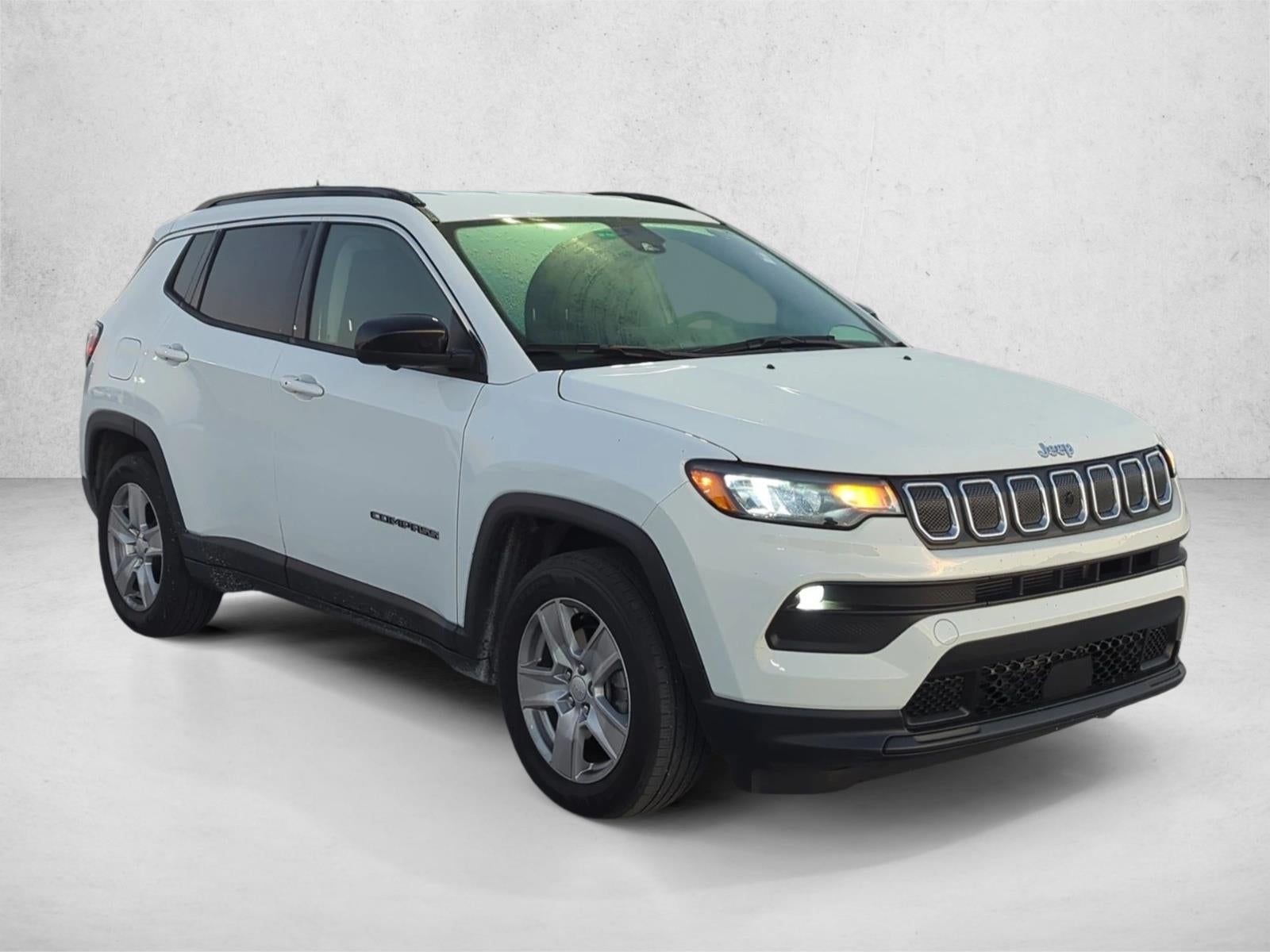 2022 Jeep Compass Latitude FWD
