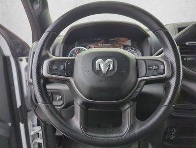 2023 RAM 3500 Tradesman 4x4 Crew Cab 8' Box