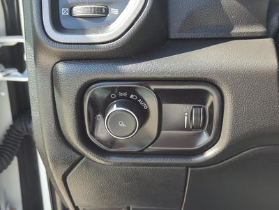 2021 RAM 3500 Tradesman 4x4 Reg Cab 8' Box