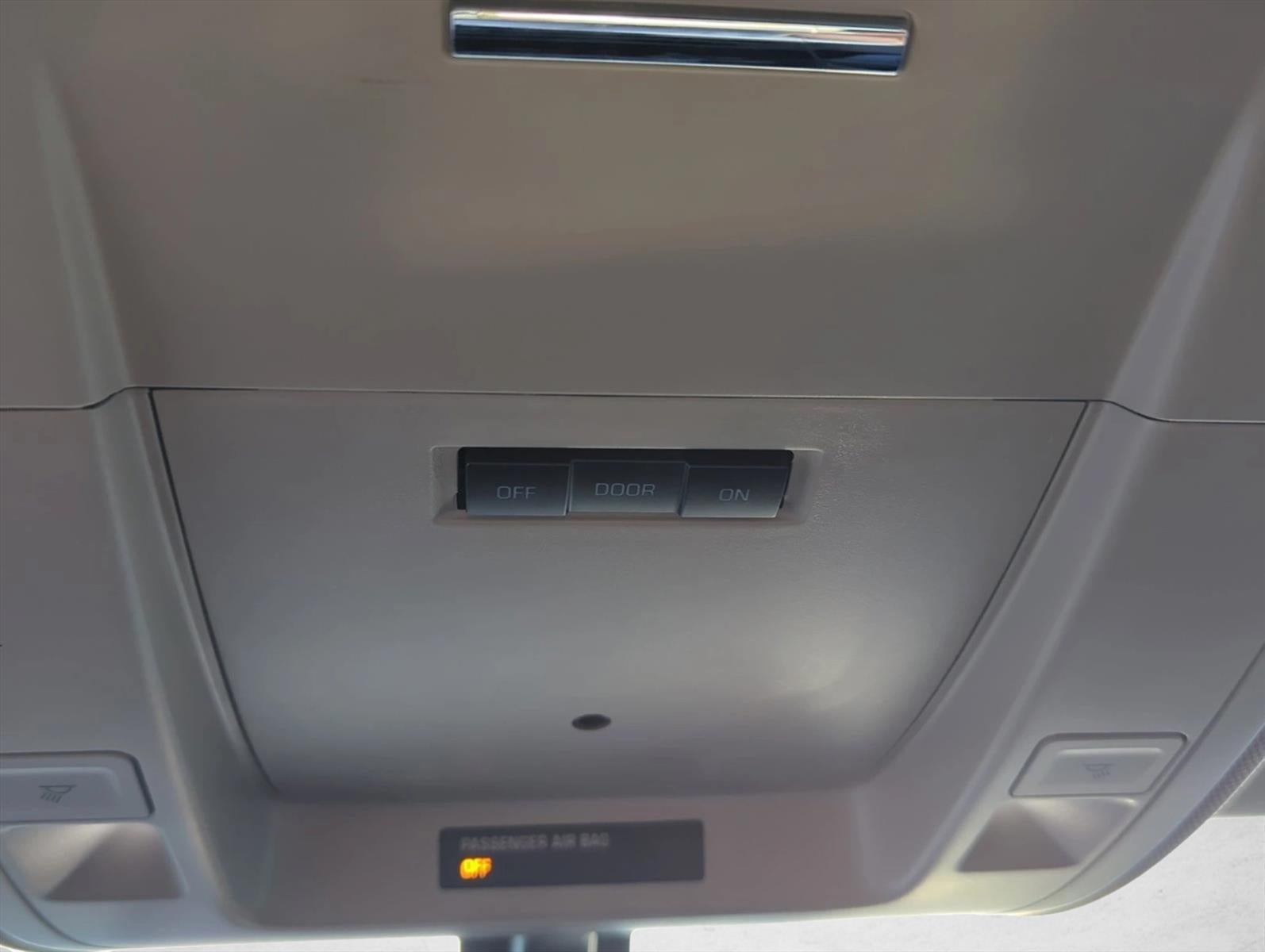 2017 Chevrolet Silverado 1500 Crew Cab Short Box 4-Wheel Drive LT Z71