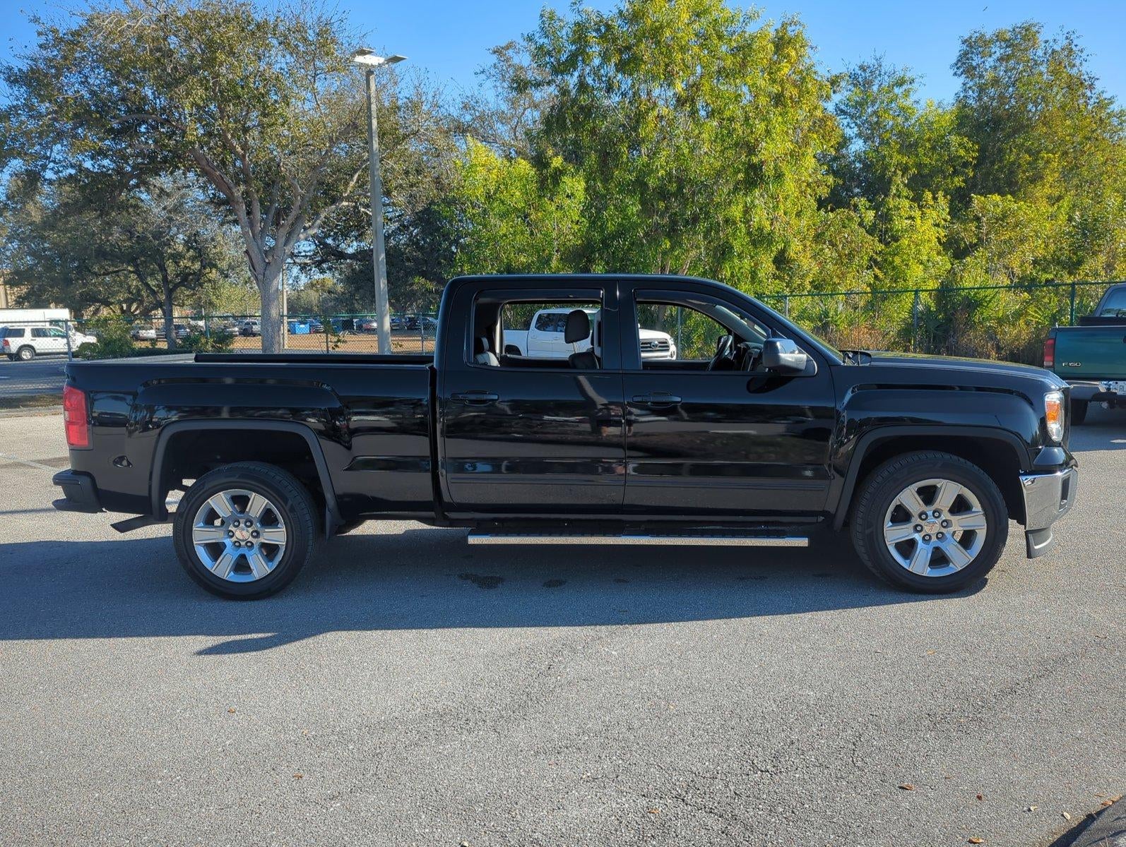 2014 GMC Sierra 1500 Crew Cab Standard Box 2-Wheel Drive SLE
