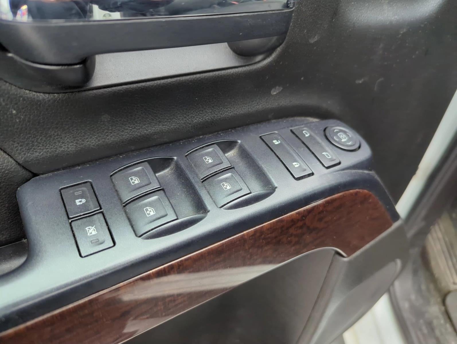 2017 GMC Sierra 1500 Crew Cab Short Box 4-Wheel Drive SLE