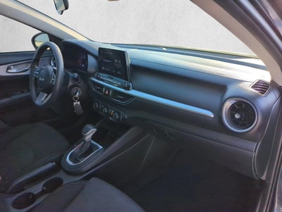 2023 Kia Forte LX IVT